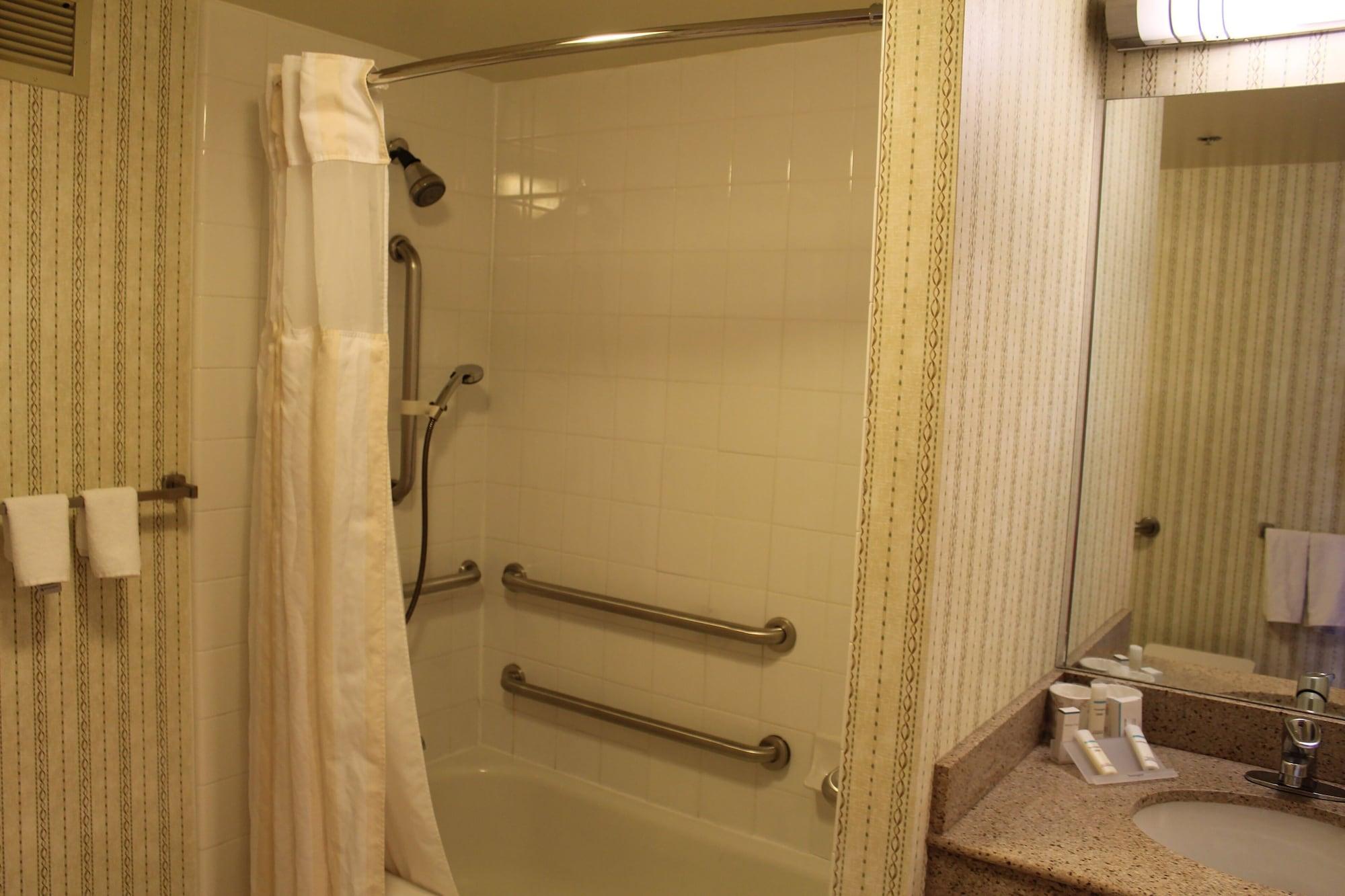 Hilton Garden Inn Oakbrook Terrace Eksteriør billede