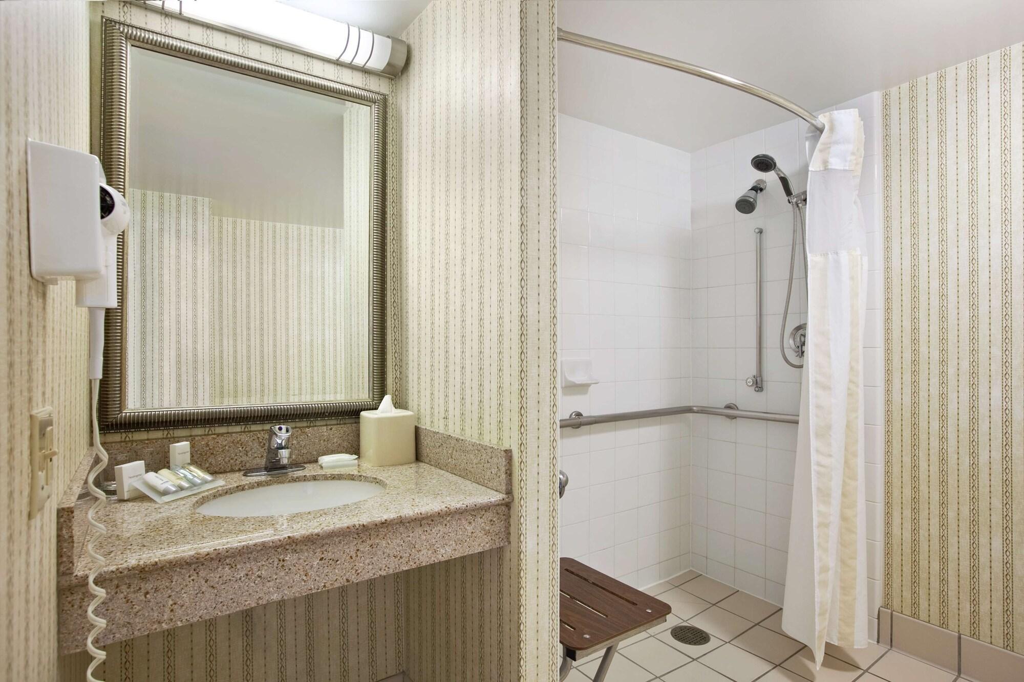 Hilton Garden Inn Oakbrook Terrace Værelse billede