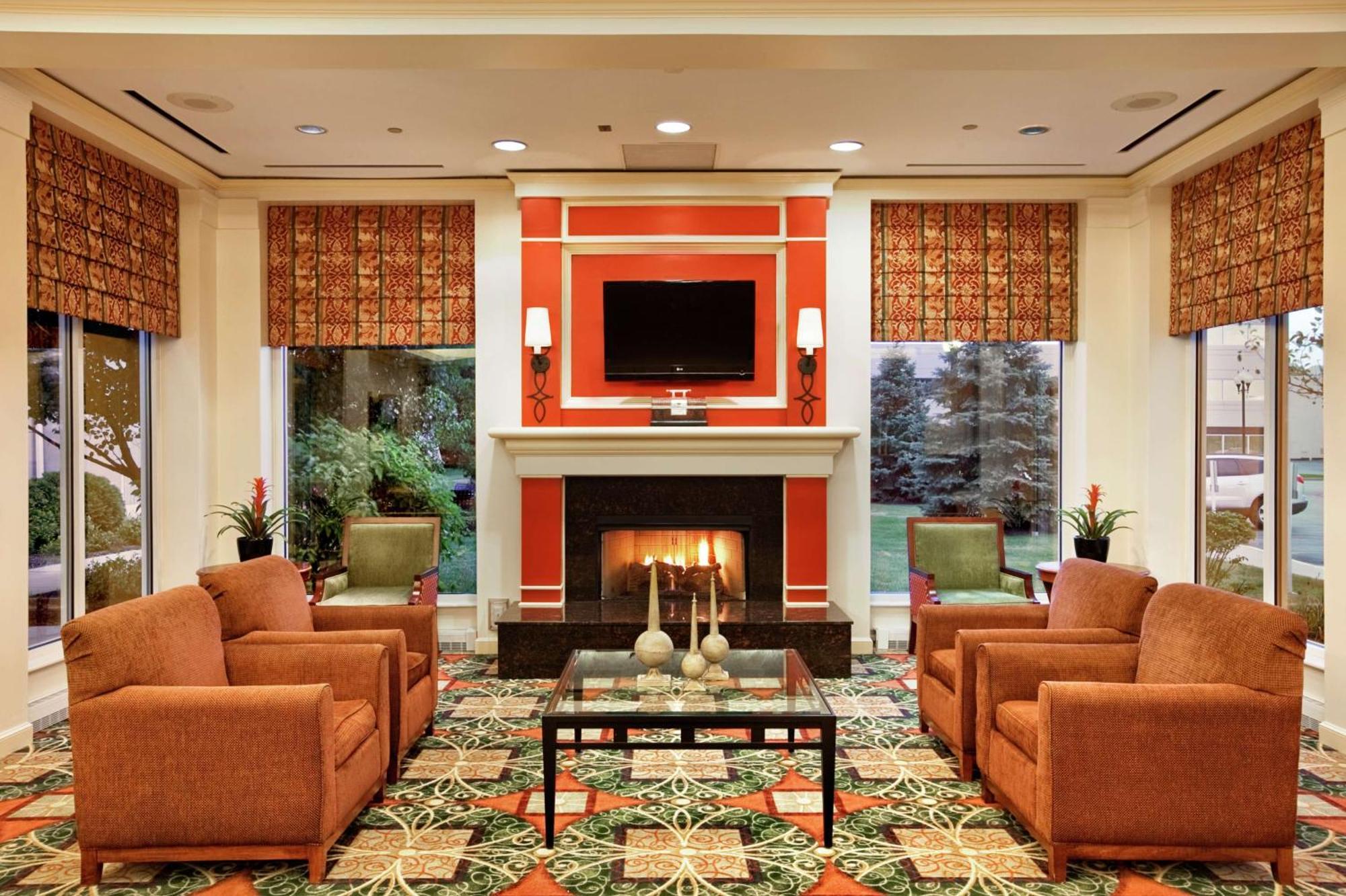 Hilton Garden Inn Oakbrook Terrace Eksteriør billede