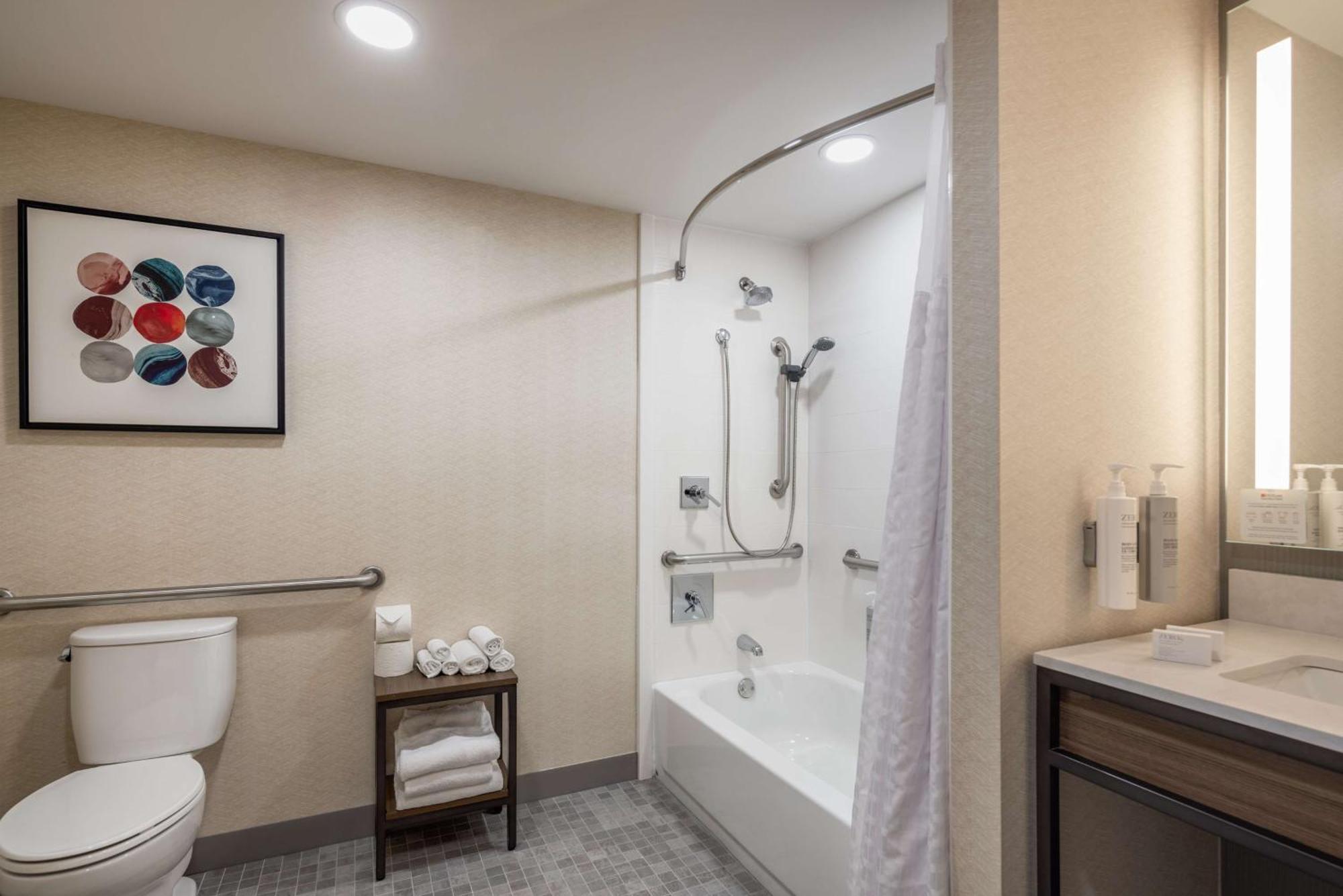 Hilton Garden Inn Oakbrook Terrace Eksteriør billede